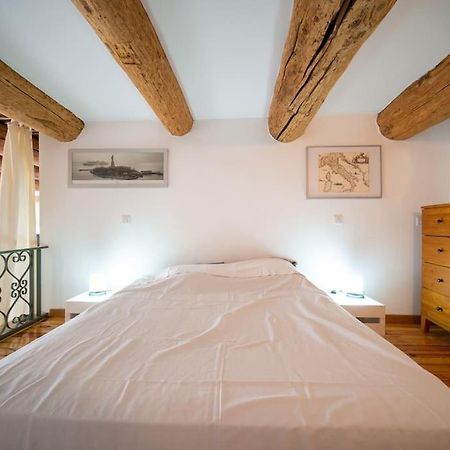 Air-Conditioned Loft In The Heart Of The Old Port Marselha Exterior foto