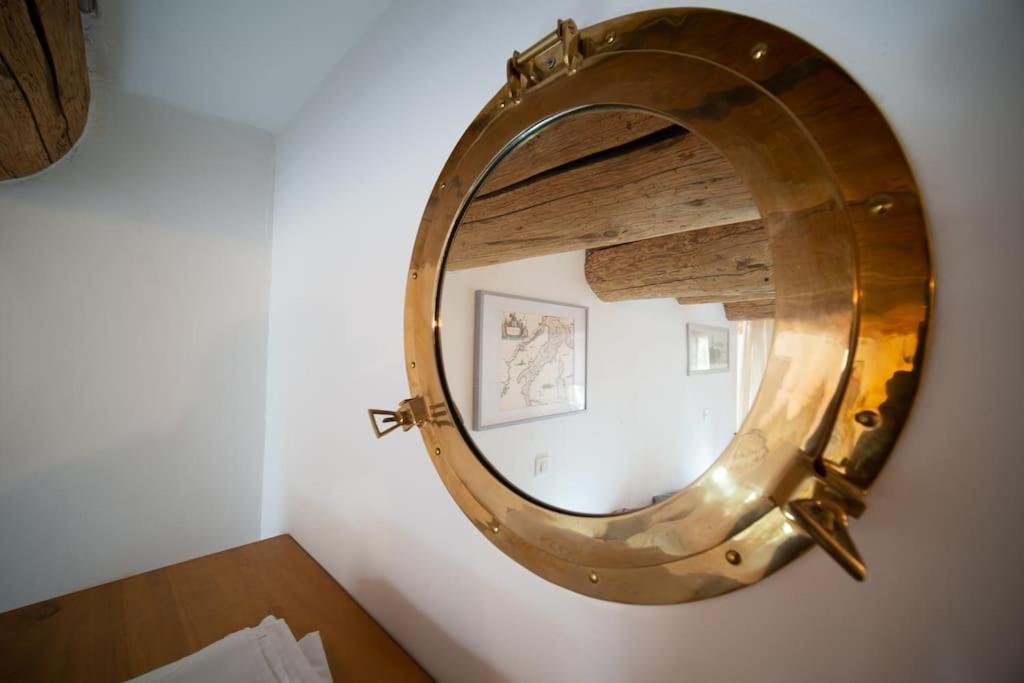 Air-Conditioned Loft In The Heart Of The Old Port Marselha Exterior foto