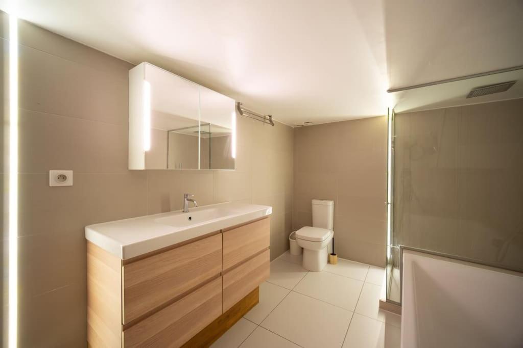 Air-Conditioned Loft In The Heart Of The Old Port Marselha Exterior foto